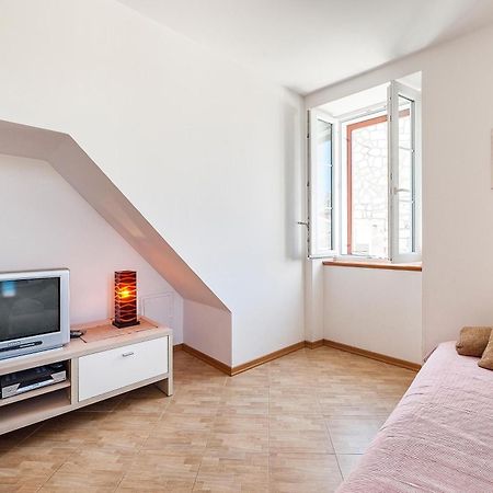 Apartmani Aligator Primošten Esterno foto